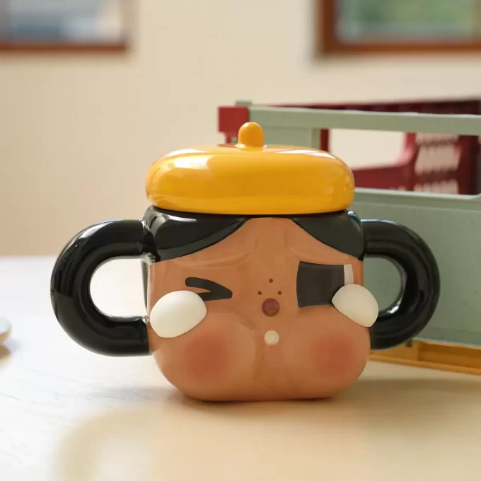CRYBABY Sad Club Series – Keramiktasse (Braun)