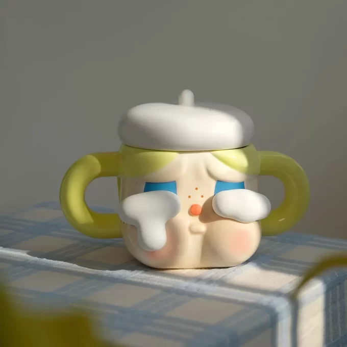CRYBABY Sad Club Series – Keramiktasse (Golden)