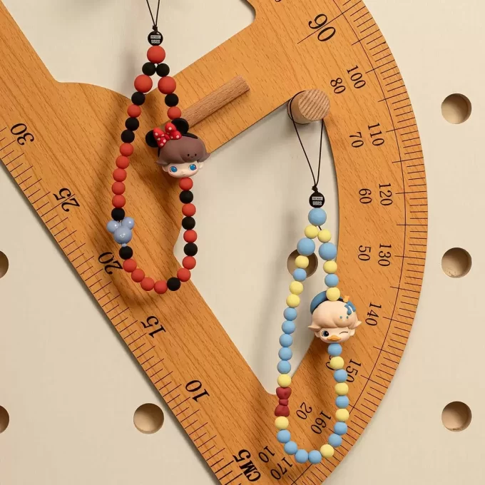 DIMOO WORLD × DISNEY Serie – Handy-Lanyard-Blindbox