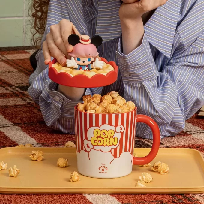 DIMOO WORLD × DISNEY Serie – Keramiktasse