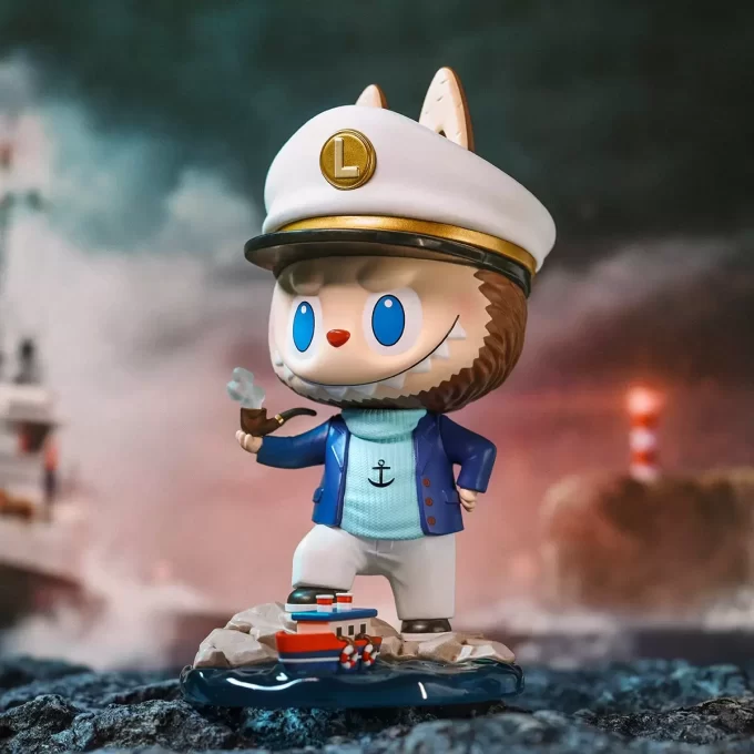 LABUBU Kapitänsfigur