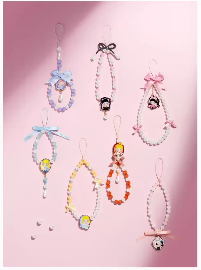 MOLLY Daily Look Serie – Handyanhänger-Blindbox