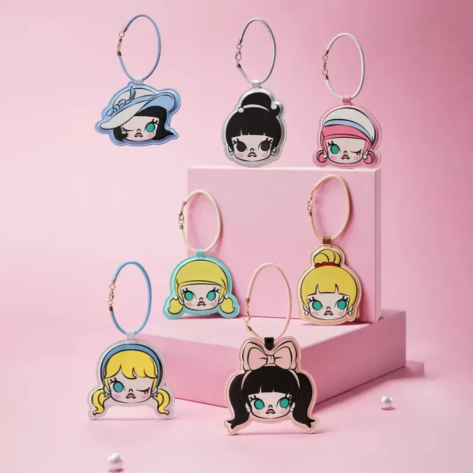 MOLLY Daily Look Serie – Kartenhalter-Anhänger-Blindbox