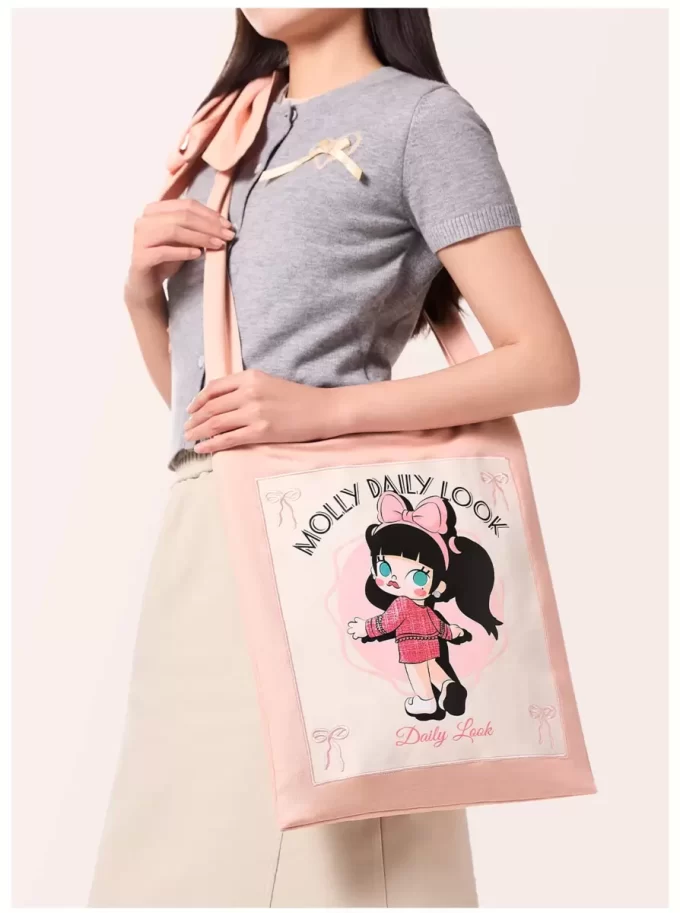 MOLLY Daily Look Series – Umhängetasche (Fashion Rising Star)