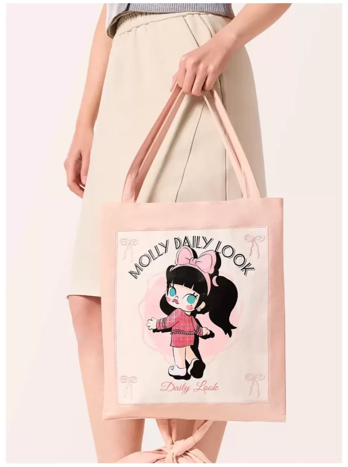 MOLLY Daily Look Series – Umhängetasche (Fashion Rising Star)