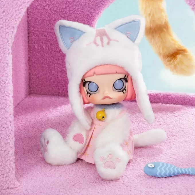 MOLLY Peekaboo 1/8 Actionfigur