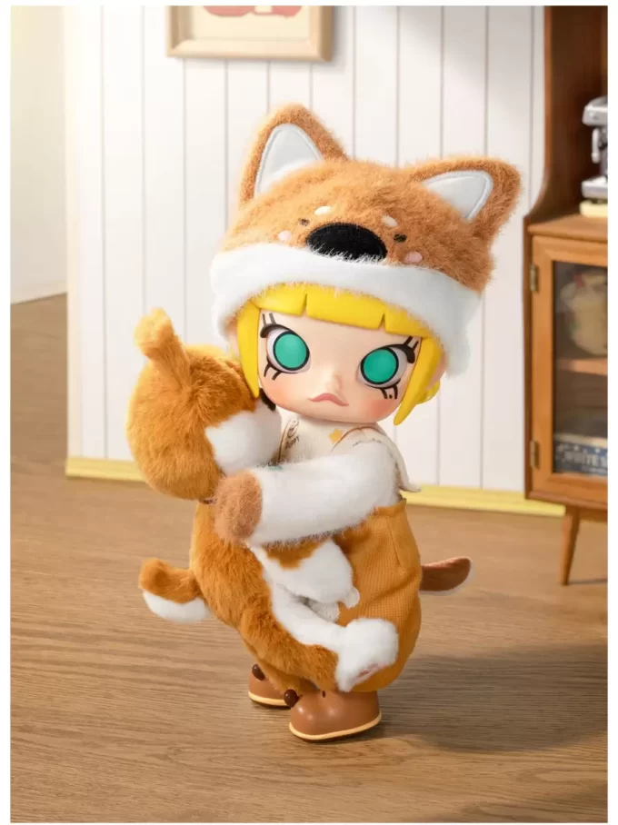 MOLLY umarmt 1/8 Actionfigur